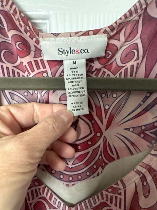 Style & Co. Women's Pink Floral Mandala Sequin V-Neck Empire Waist Tunic Top siz - Picture 2 of 8